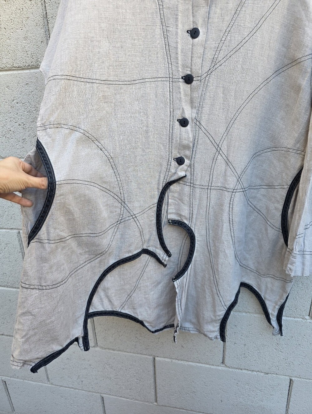 Cynthia Ashby | 100% Linen Asymmetric Art To Wear Button Up Tunic LS Size Small - Picture 9 of 11